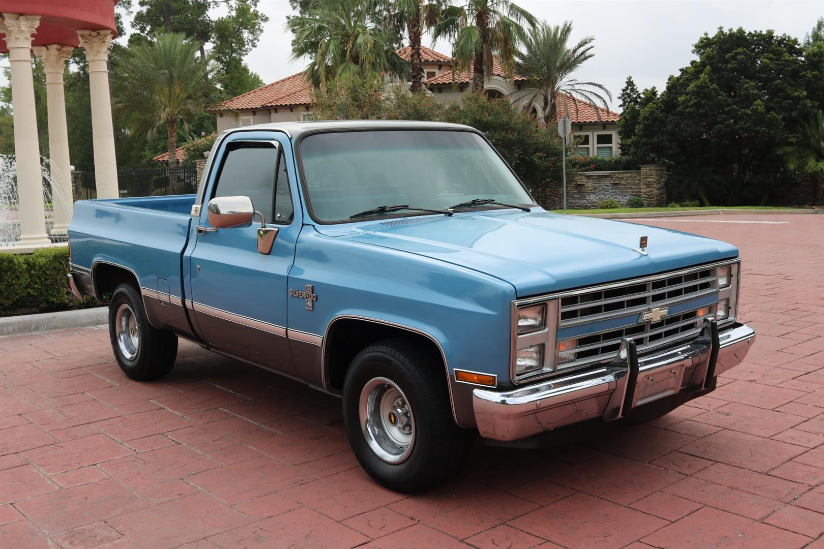 1987 Chevy R10 Silverado SWB – TEXAS TRUCKS & CLASSICS