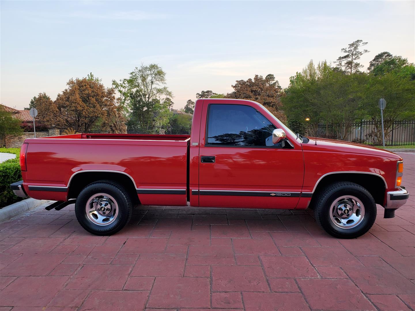 1989 Chevy C1500 Silverado – TEXAS TRUCKS & CLASSICS